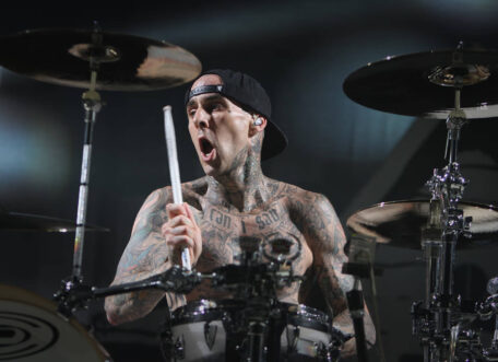 Travis Barker Feeling This Groove
